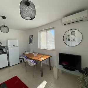 simons-apartments.hotelssaintjulians.com/
